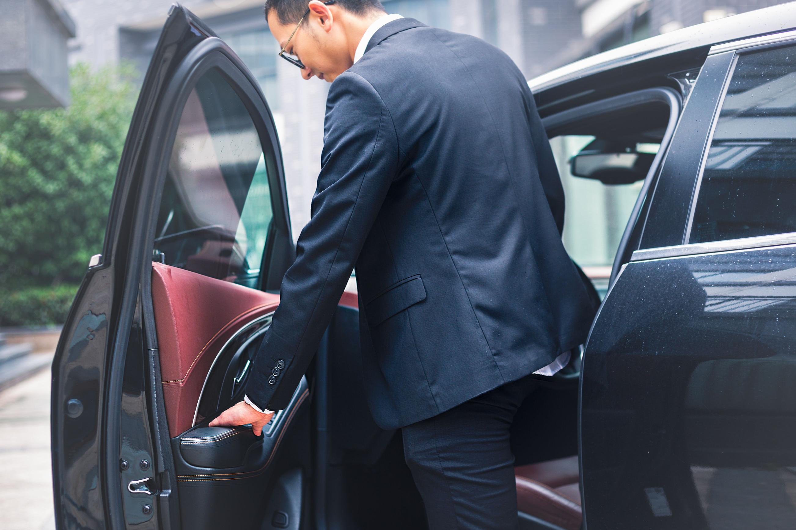Logan Airport to Marshfield, VT Exclusive Car Service