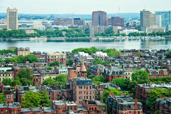 Limo & Car Service from/to Logan Airport to Weymouth, MA