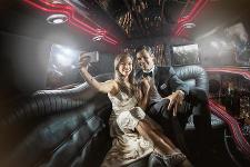 Impress Your Date with a Stylish Limo Ride