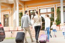 Top Reasons to Book Luxury Car Service for Thanksgiving