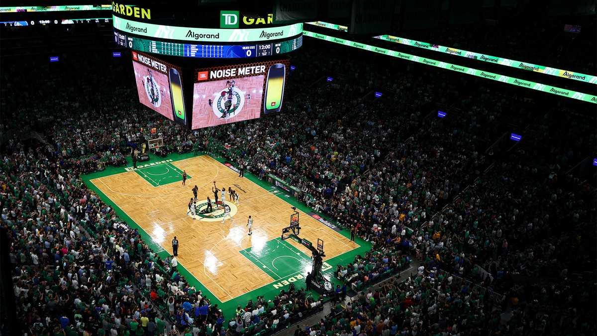 Luxury Car Service to and from TD Garden