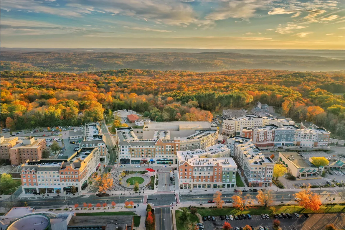 Private Car Service from Logan Airport to Mansfield Center, CT