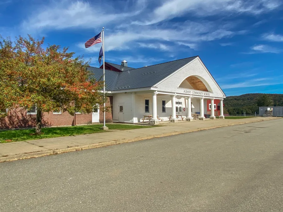 Exclusive Car Service from Logan Airport to Albany, VT