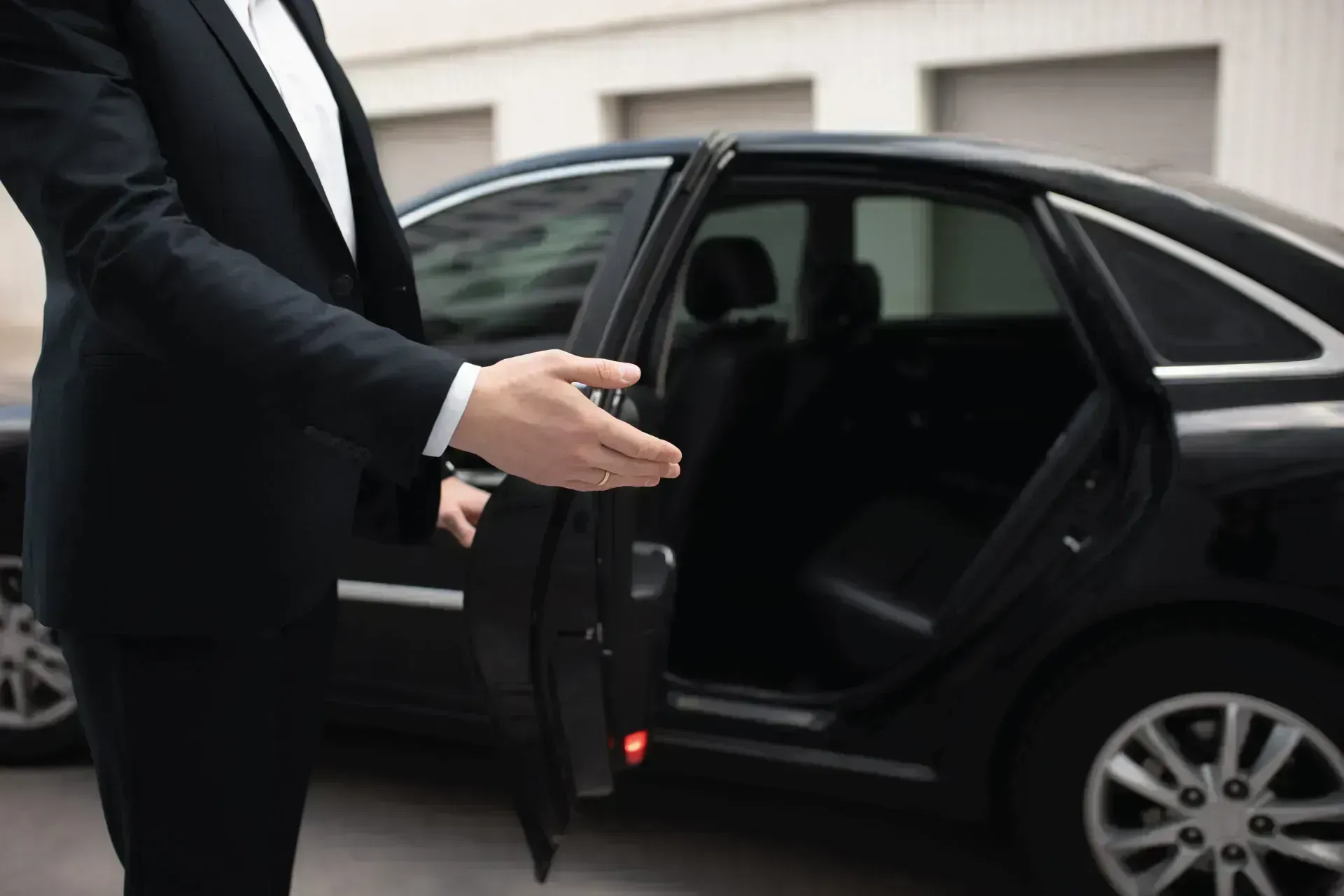 Exclusive Car Service: Logan Airport to Waterbury, VT