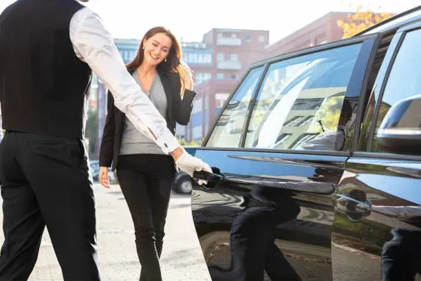 Luxury Logan Airport to Salem, NH Car Service