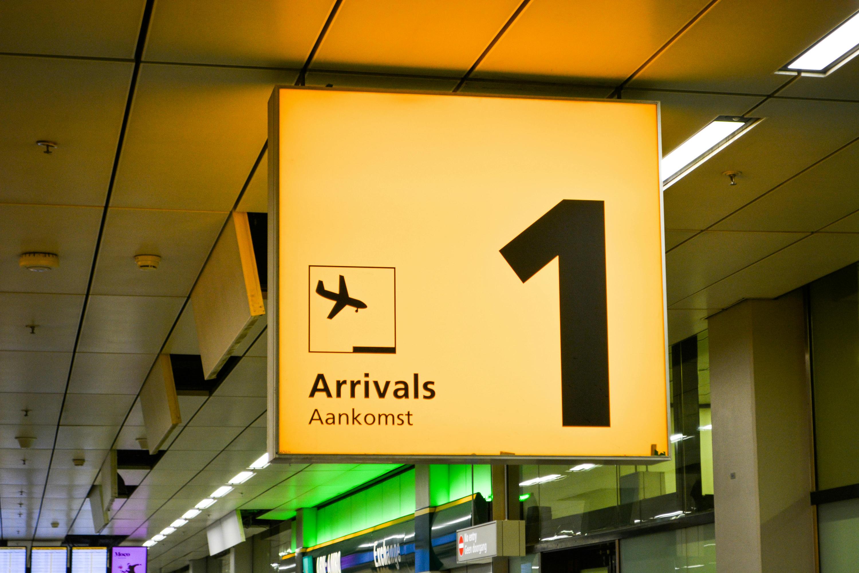 Premium Car Service: Logan Airport to Portsmouth, RI
