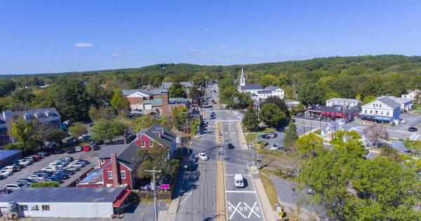 Limo & Car Service from/to Logan Airport to Ashland, MA