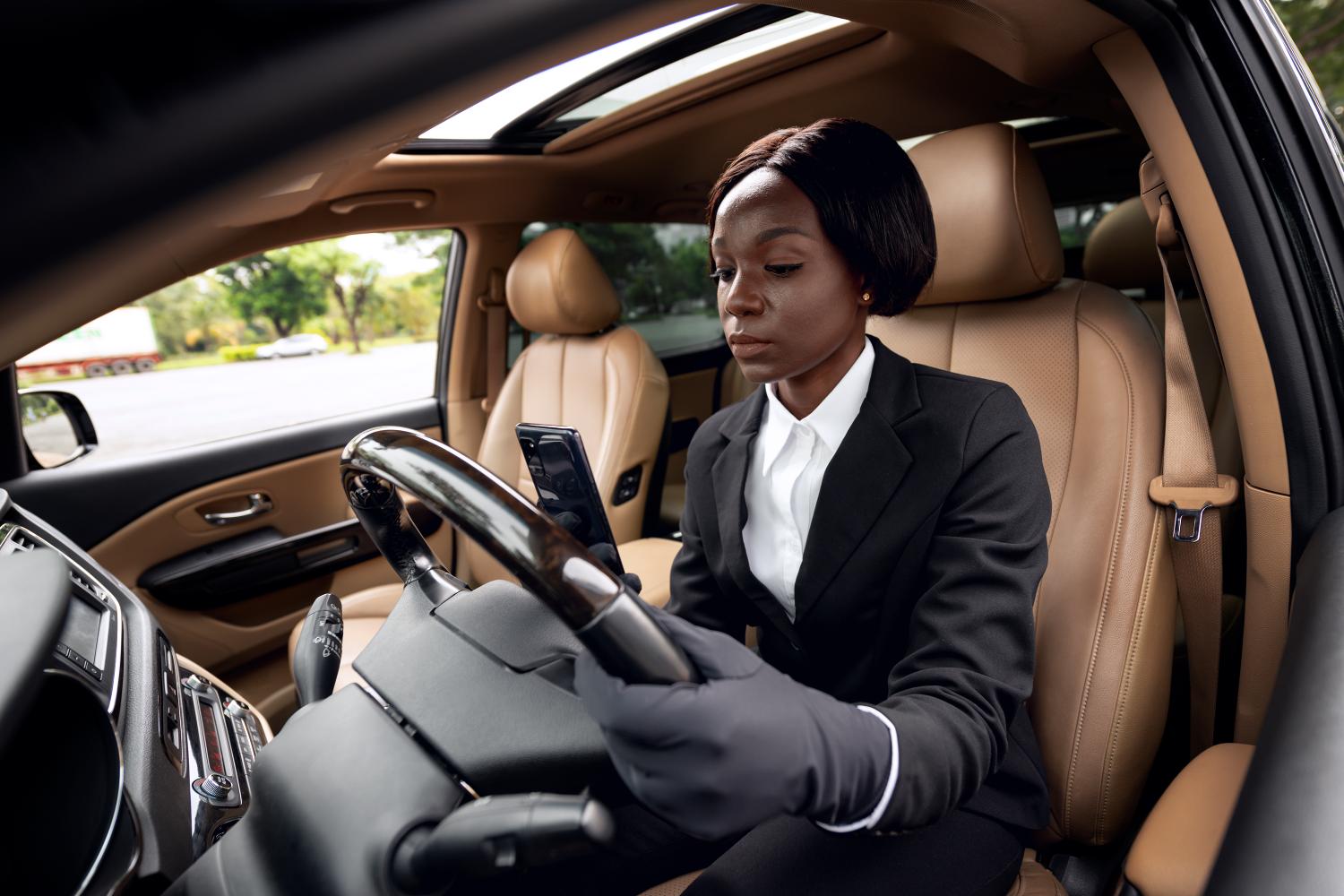 Luxury Car Service from Logan Airport to Buzzards Bay, MA