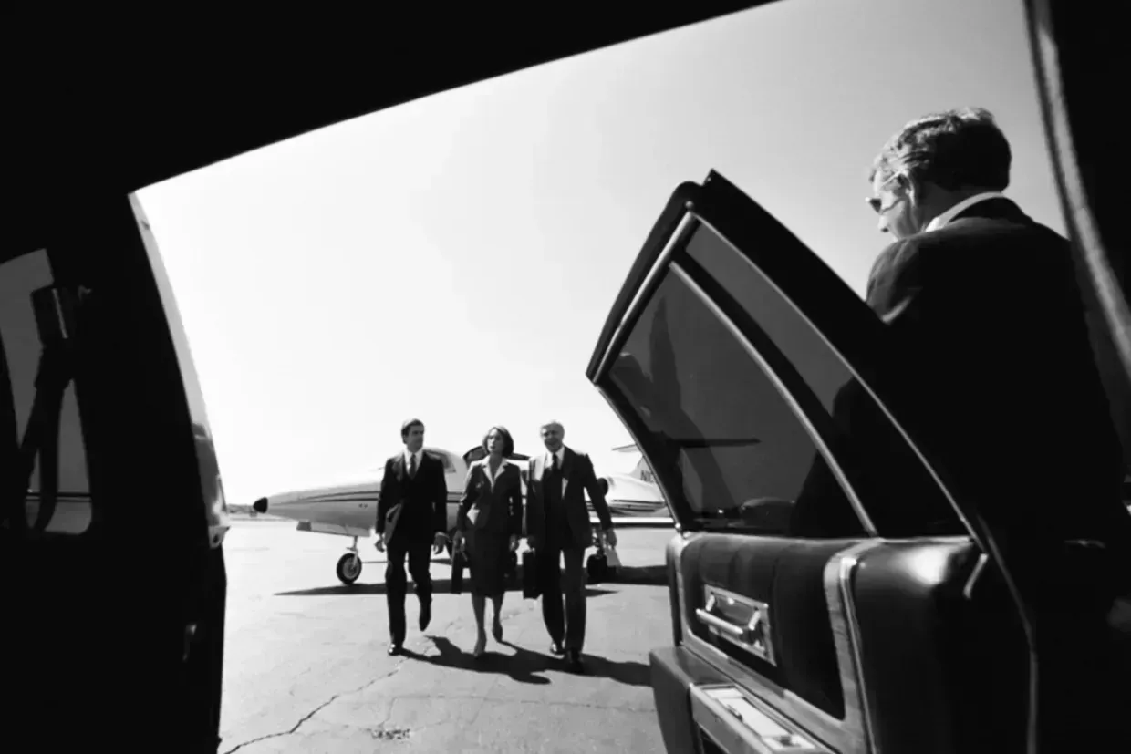 Logan Airport to Webster, MA Luxury Car Service