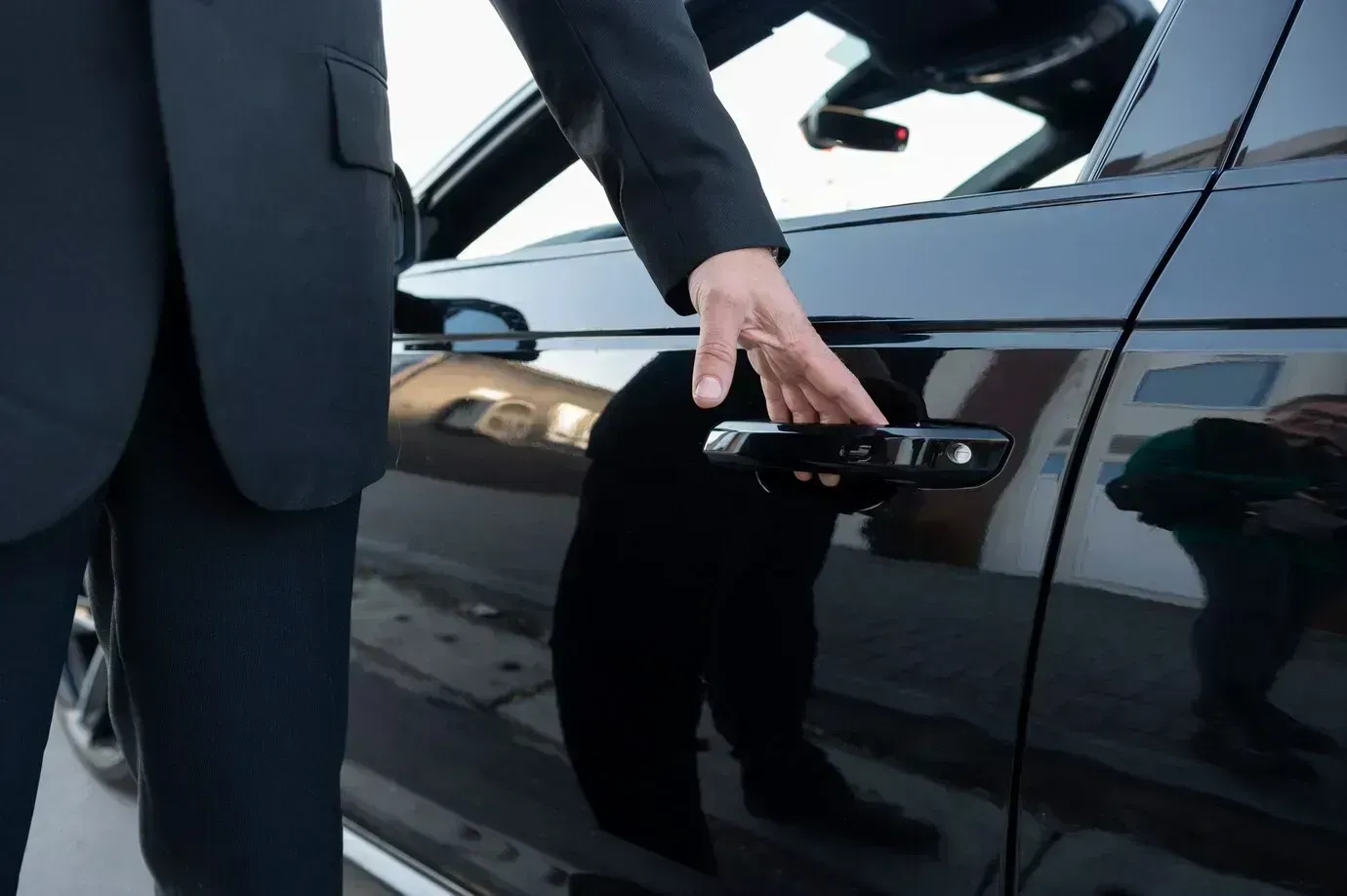 Logan Airport to Woodstock, CT Luxury Car Service