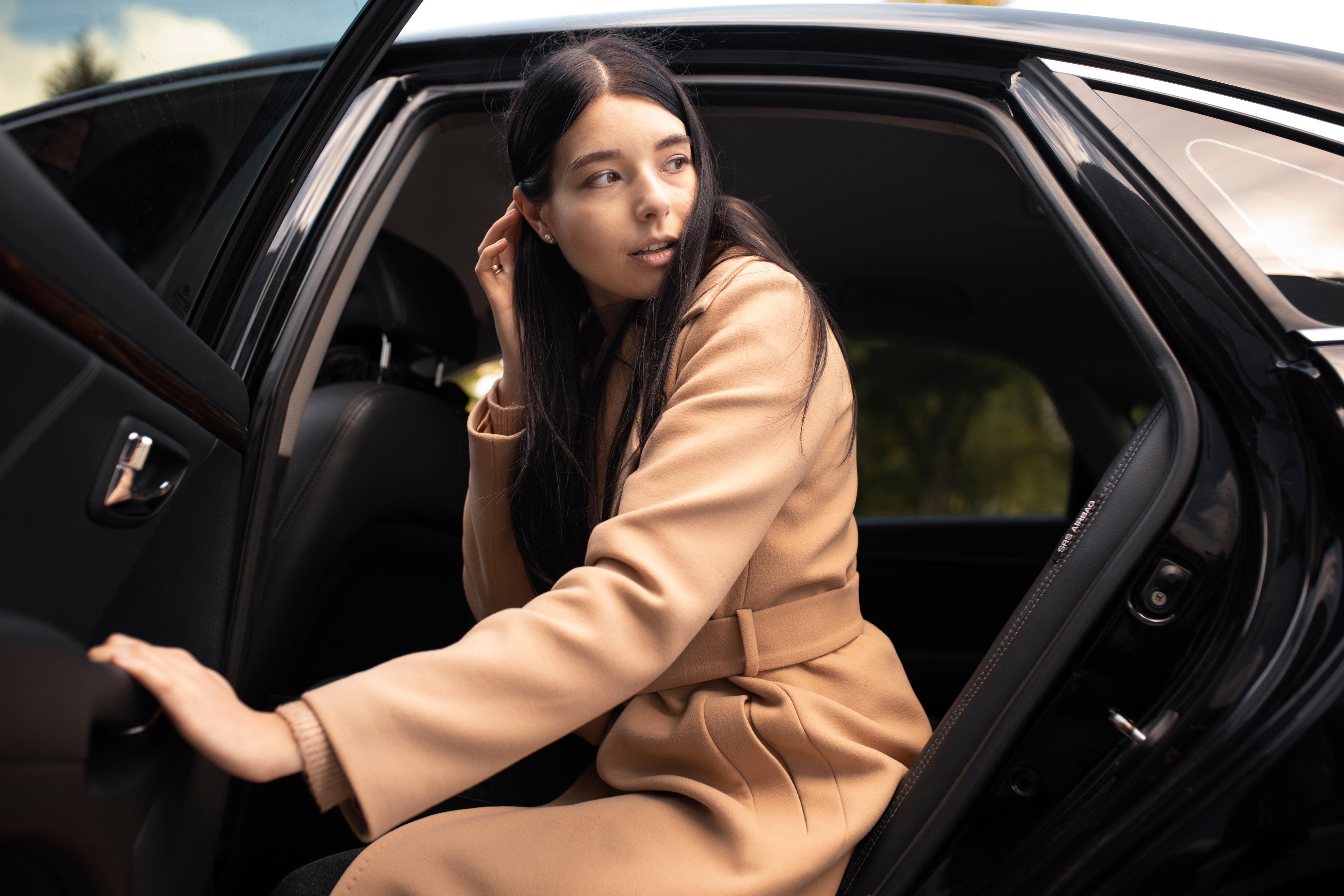 Private Car Service: Logan Airport to Paxton, MA