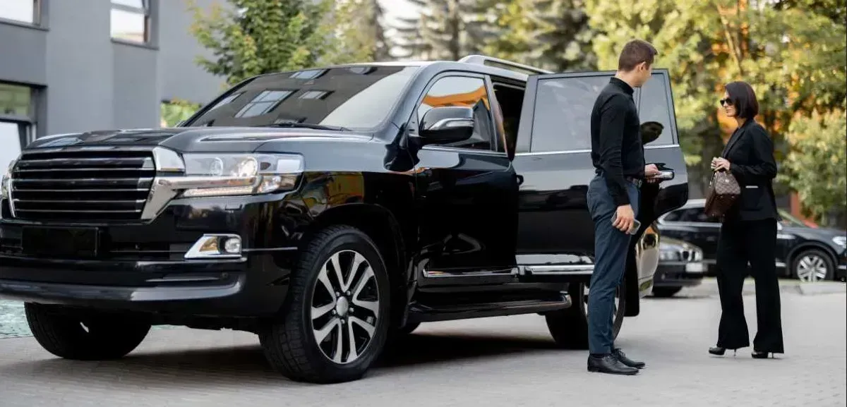Private Car Service from Logan Airport to Ludlow, VT