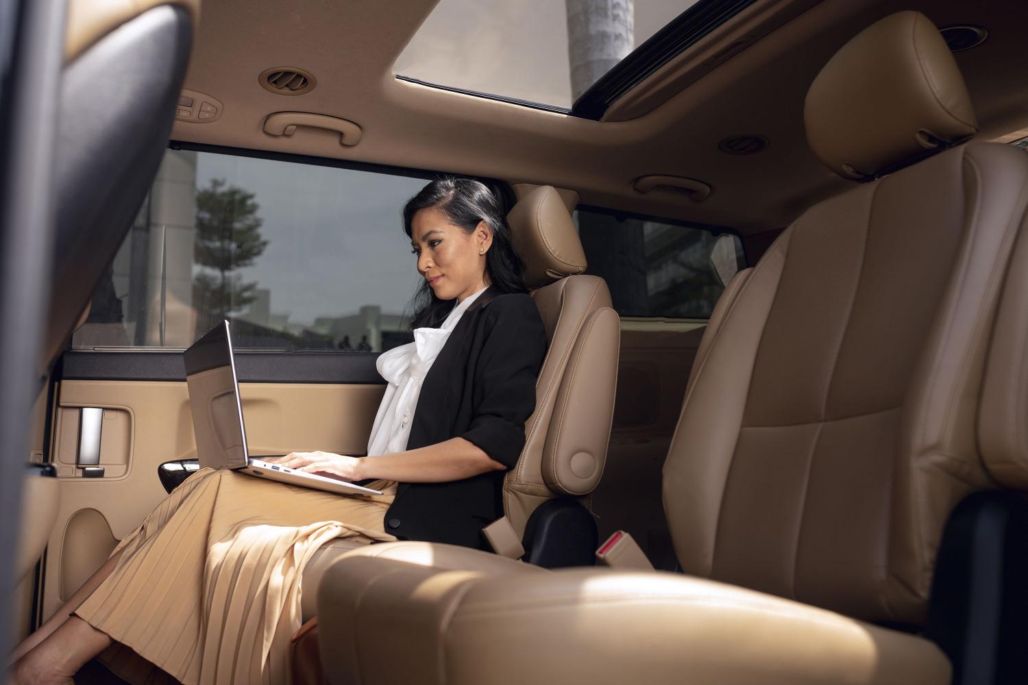 Logan Airport to Morrisville, VT Premium Chauffeur Service