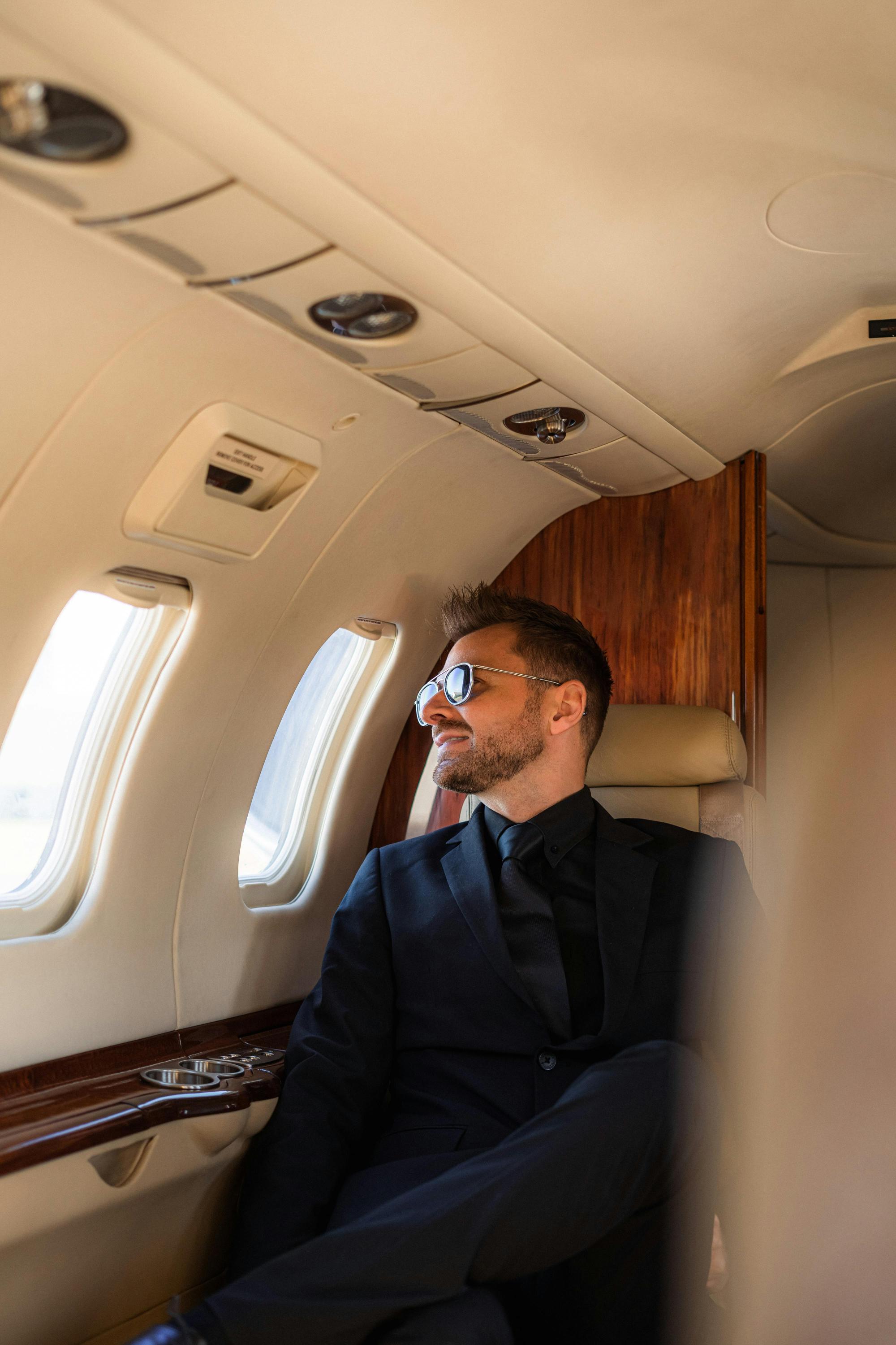 Luxury Car Service from Logan Airport to Southborough, MA