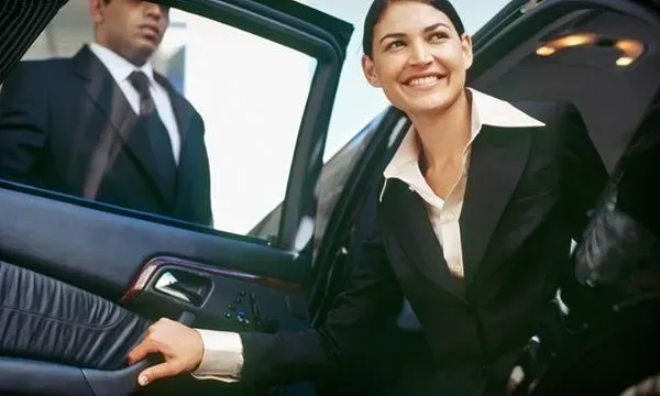 Elite Car Service from Logan Airport to Orono, ME