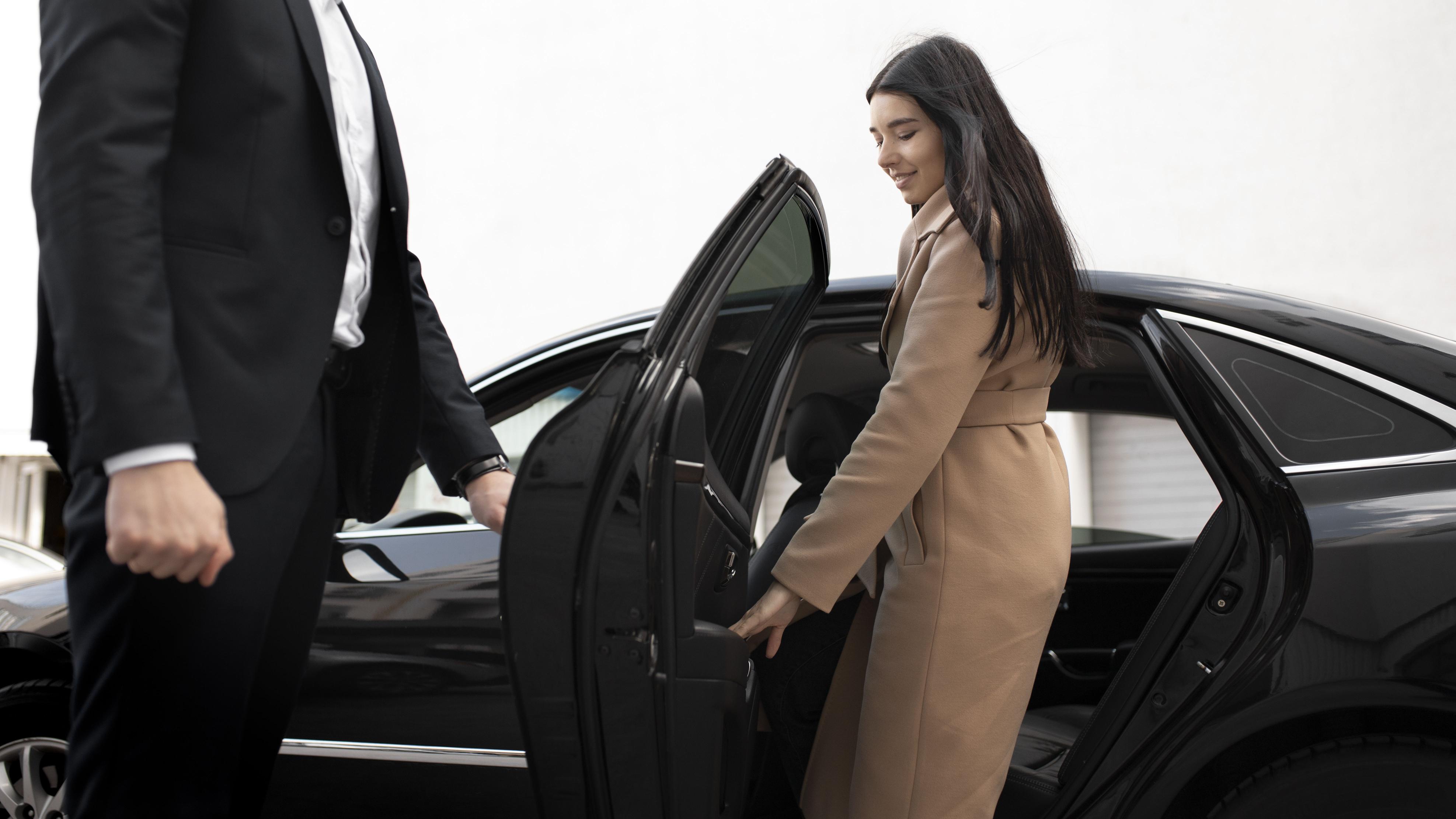 Logan Airport to South Burlington, VT Luxury Car Service