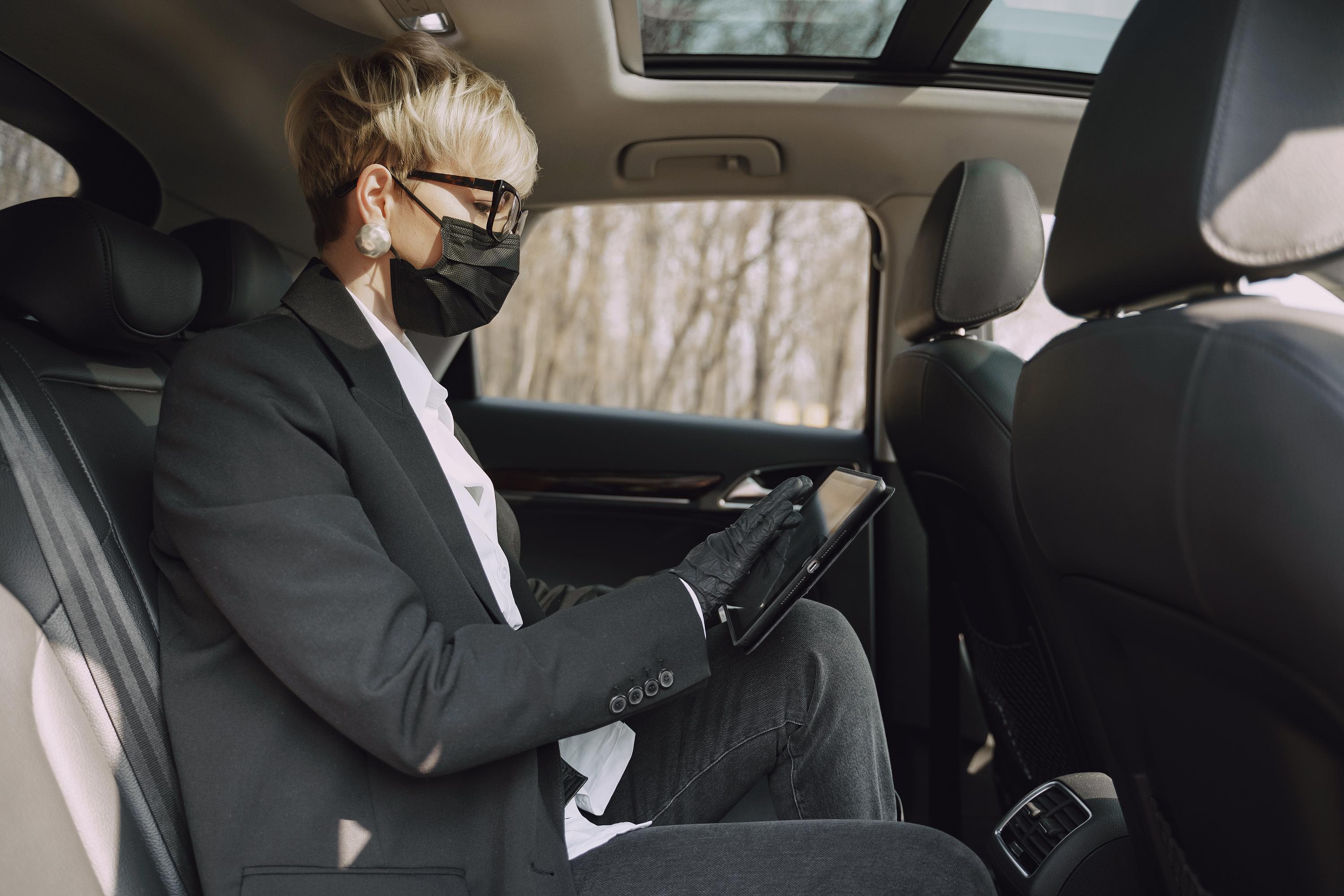 Premium Car Service: Logan Airport to West Yarmouth, MA