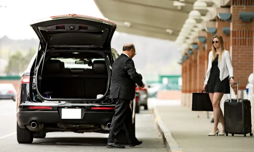 Premium Car Service Between Logan Airport and Alfred, ME
