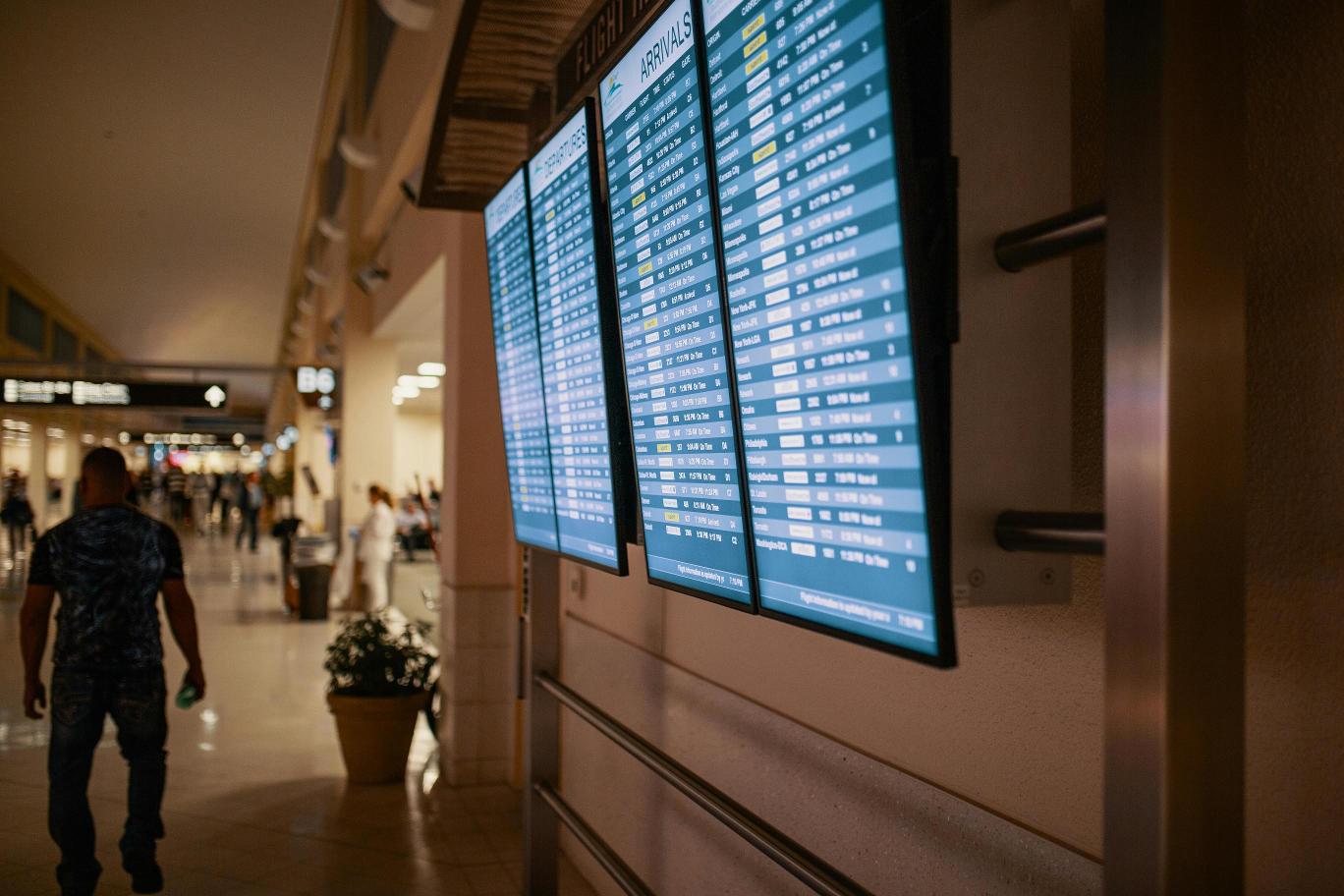Exclusive Car Service from Logan Airport to Needham, MA
