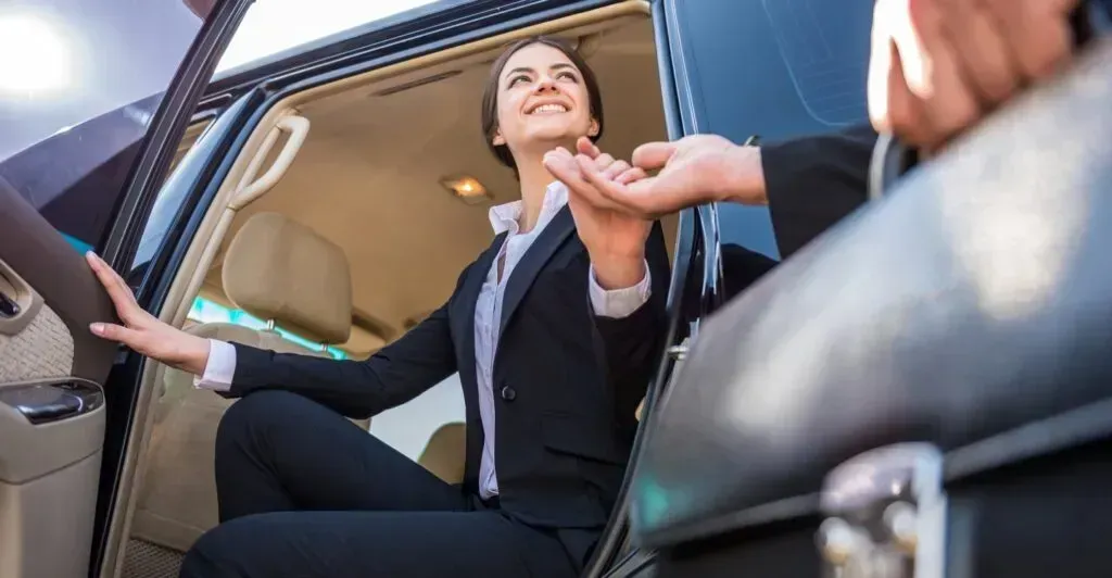 Luxury Car Service from Logan Airport to Holderness, NH